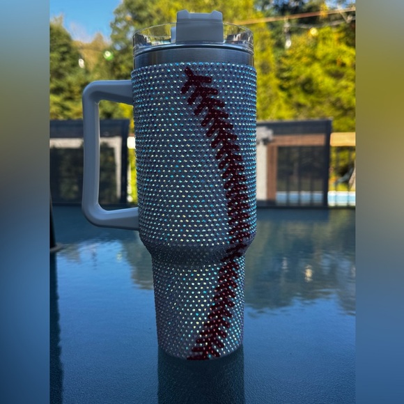 40oz embelished Baseball Tumbler with Handle - Picture 3 of 4